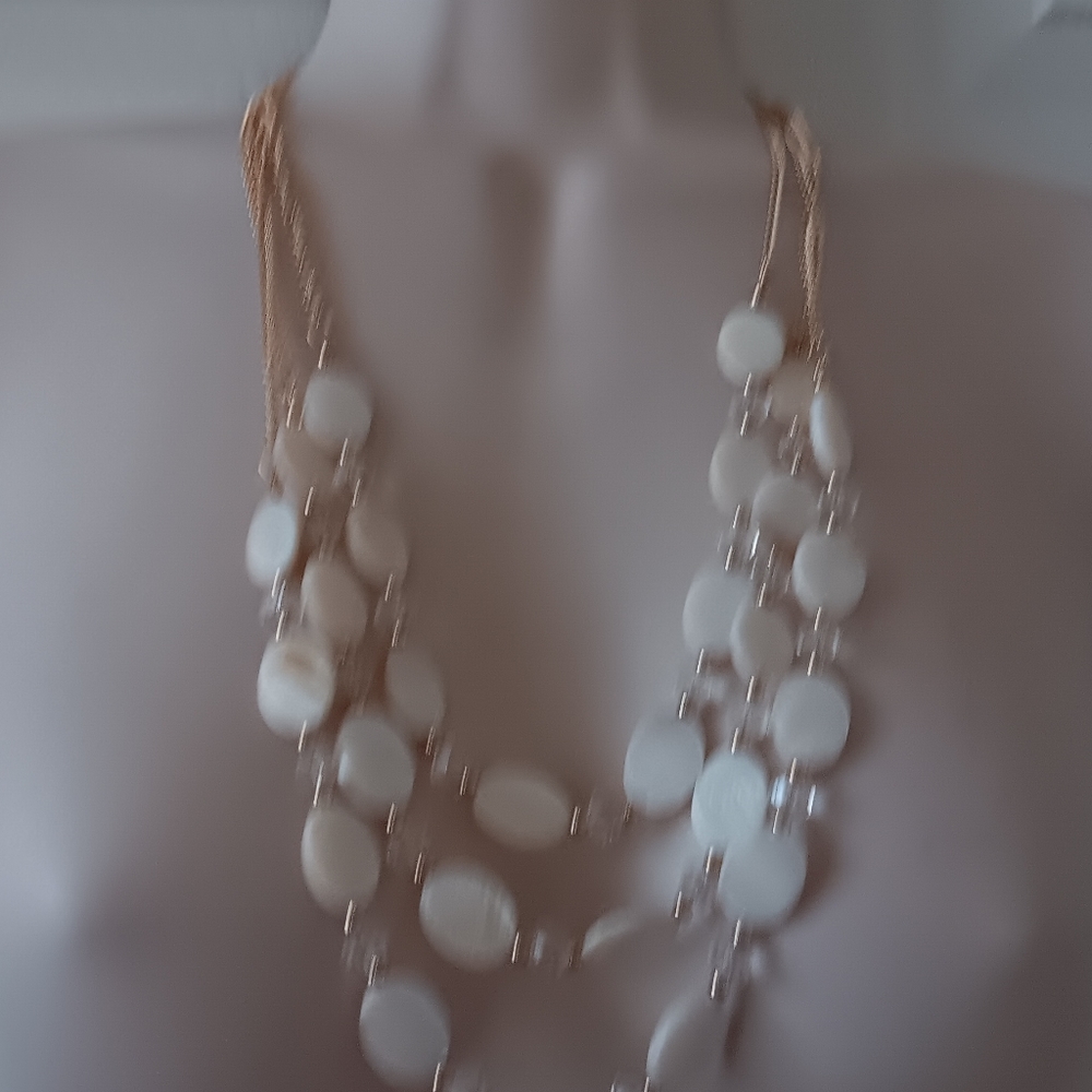 Multi Ring Shell Necklace - Picture 3 of 10